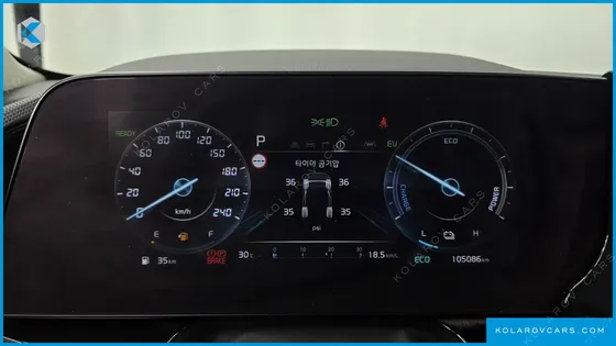 KIA NIRO SIGNATURE