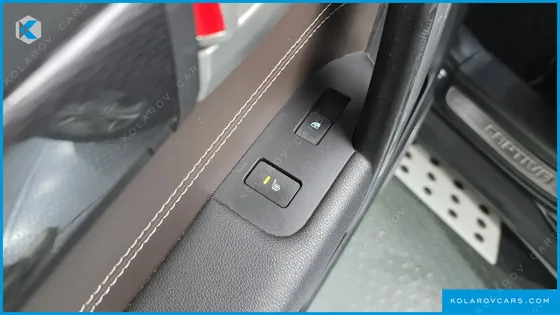 CHEVROLET (GM DAEWOO) CAPTIVA 2WD LT PREMIUM