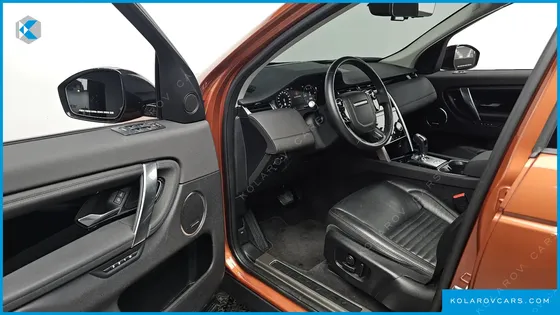 LAND ROVER DISCOVERY SPORT D180 SE