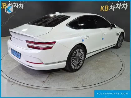 GENESIS G80 E-AWD