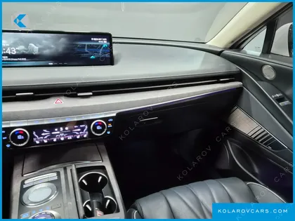 GENESIS G80 E-AWD