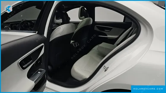 MERCEDES C-CLASS C300 AMG LINE