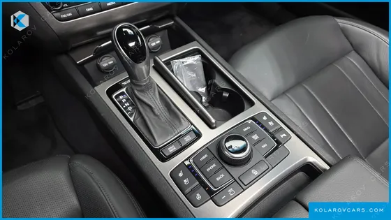 HYUNDAI GENESIS G330 PREMIUM AWD