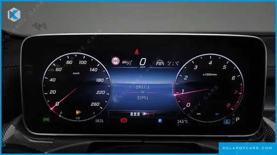 MERCEDES C-CLASS C300 4MATIC AMG LINE