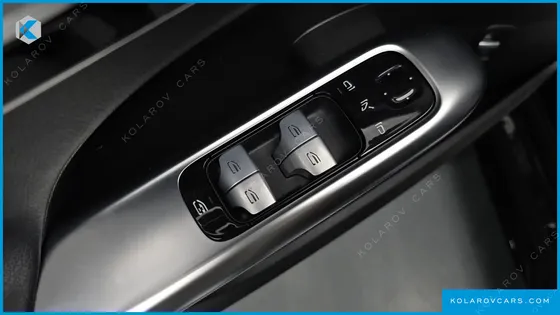 MERCEDES C-CLASS C300 4MATIC AMG LINE