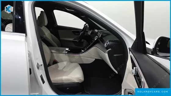 MERCEDES C-CLASS C300 4MATIC AVANTGARDE