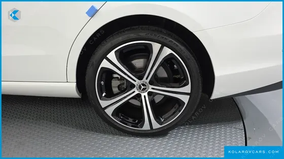 MERCEDES C-CLASS C300 4MATIC AVANTGARDE