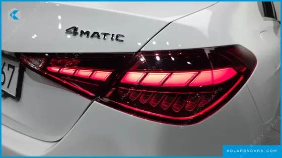 MERCEDES C-CLASS C300 4MATIC AVANTGARDE