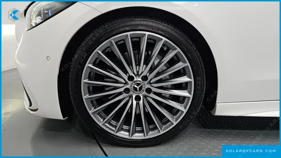 MERCEDES C-CLASS C300 4MATIC AMG LINE