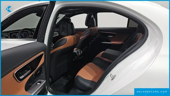 MERCEDES C-CLASS C300 4MATIC AMG LINE