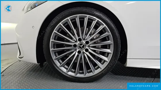 MERCEDES C-CLASS C300 4MATIC AMG LINE