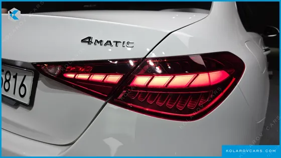 MERCEDES C-CLASS C300 4MATIC AMG LINE