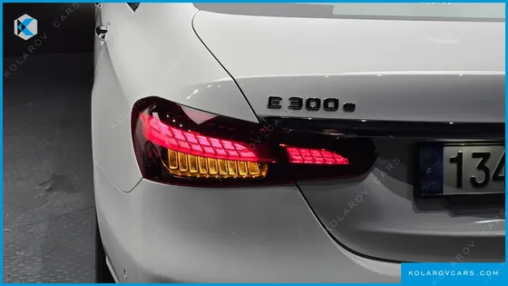 MERCEDES E-CLASS E300E 4MATIC EXCLUSIVE