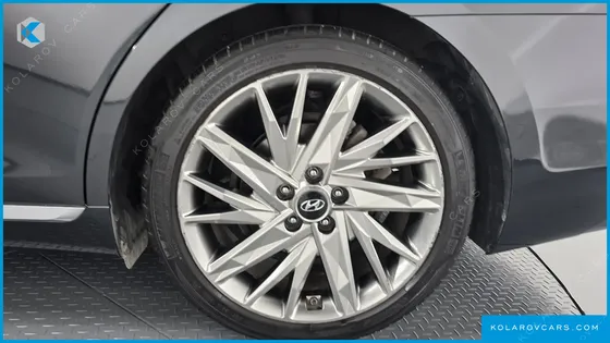 HYUNDAI GRANDEUR 2.5