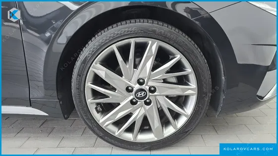 HYUNDAI GRANDEUR 2.5