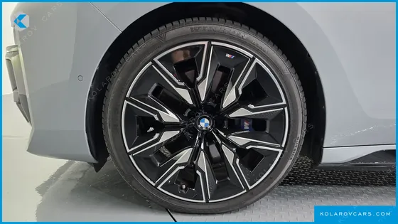 BMW I7 M70 XDRIVE
