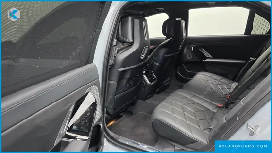 BMW I7 M70 XDRIVE