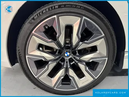 BMW I7 XDRIVE 60 DESIGN PURE EXCELLENCE