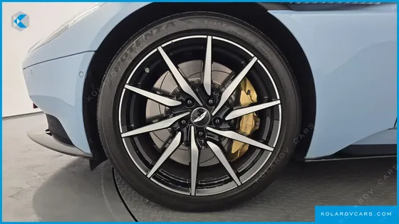 ASTON MARTIN DB11 4.0 V8 VOLANTE