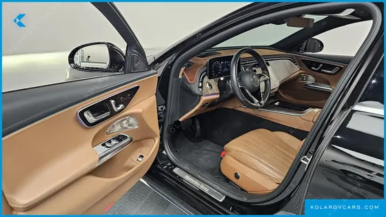 MERCEDES E-CLASS E300 4MATIC EXCLUSIVE