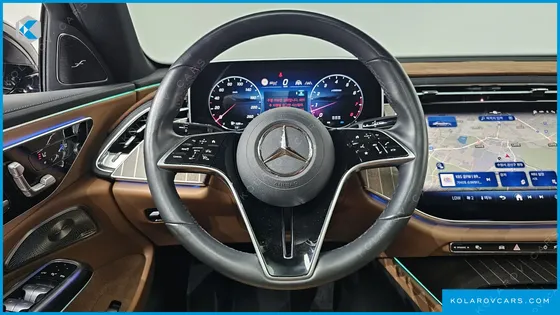 MERCEDES E-CLASS E300 4MATIC EXCLUSIVE