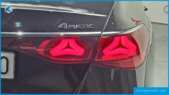 MERCEDES E-CLASS E300 4MATIC EXCLUSIVE
