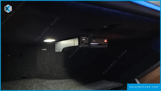 MERCEDES E-CLASS E300 4MATIC EXCLUSIVE