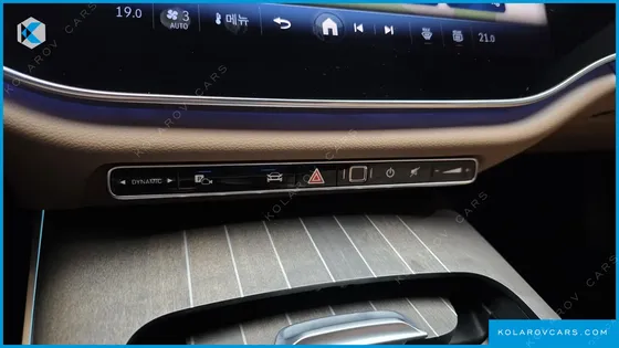 MERCEDES E-CLASS E300 4MATIC AMG LINE