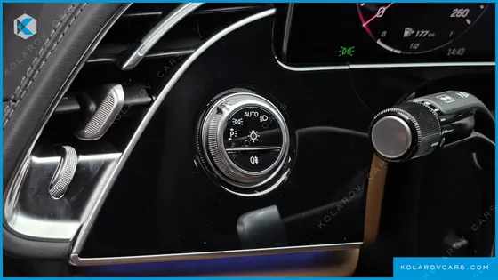 MERCEDES E-CLASS E300 4MATIC AMG LINE