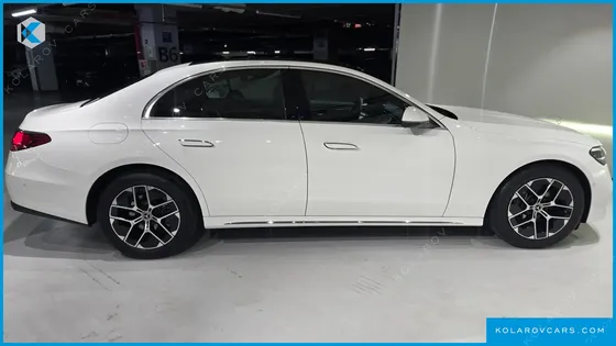 MERCEDES E-CLASS E200 EXCLUSIVE