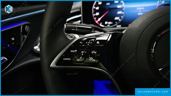 MERCEDES E-CLASS E200 AVANTGARDE