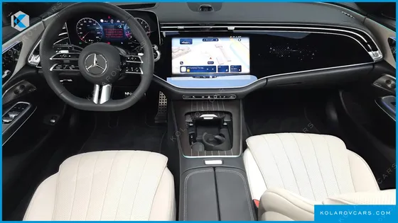 MERCEDES E-CLASS E300 4MATIC AMG LINE