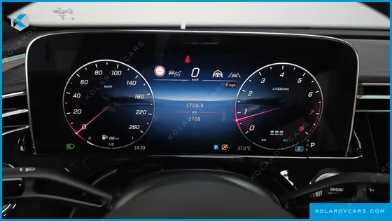 MERCEDES E-CLASS E300 4MATIC AMG LINE