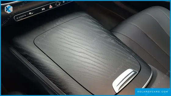 MERCEDES E-CLASS E220D 4MATIC EXCLUSIVE