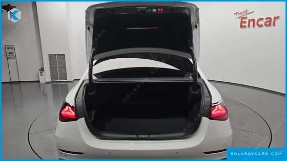 MERCEDES E-CLASS E200 AMG LINE