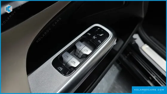 MERCEDES E-CLASS E200 AVANTGARDE