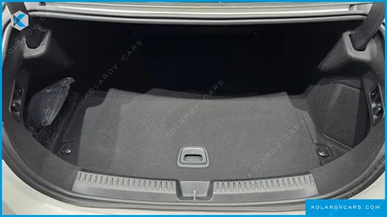 MERCEDES E-CLASS E200 EXCLUSIVE