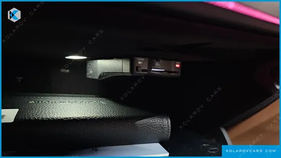 MERCEDES E-CLASS E200 EXCLUSIVE