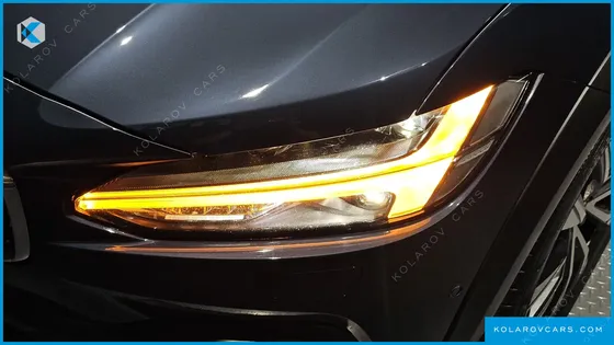 VOLVO V90 B5 PRO AWD