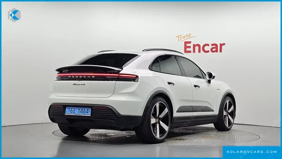 PORSCHE MACAN 4S