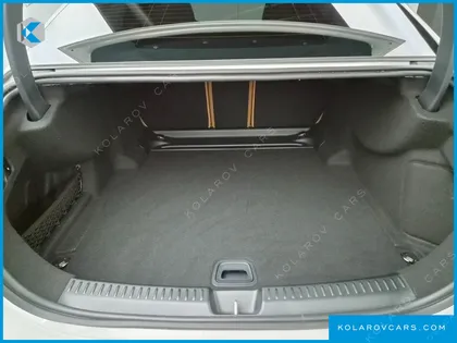 MERCEDES E-CLASS E200 AMG LINE
