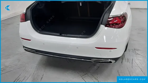 MERCEDES E-CLASS E200 AVANTGARDE