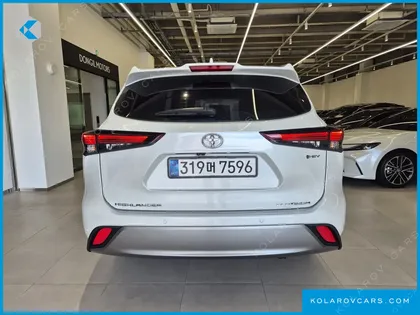TOYOTA HIGHLANDER 2.5 4WD PLATIMUM
