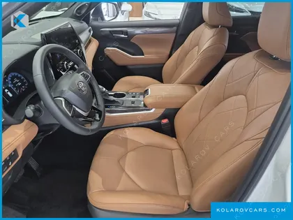 TOYOTA HIGHLANDER 2.5 4WD PLATIMUM