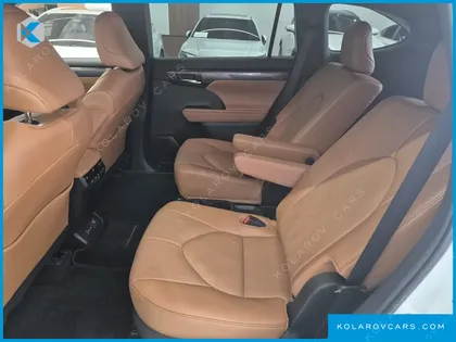 TOYOTA HIGHLANDER 2.5 4WD PLATIMUM
