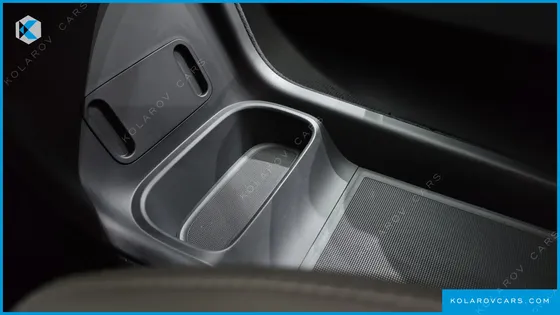 POLESTAR POLESTAR 4 LONG RANGE DUEL MOTER