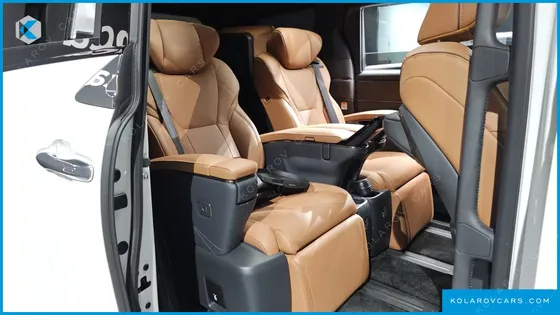 TOYOTA ALPHARD 2.5 HEV EXECUTIVE AWD