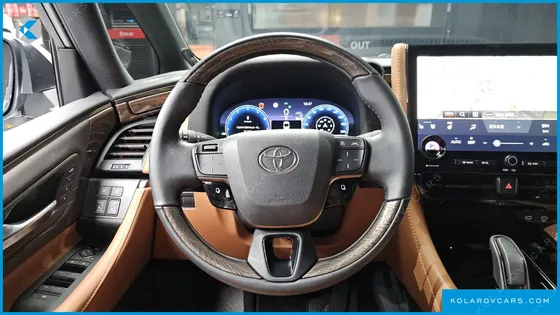 TOYOTA ALPHARD 2.5 HEV EXECUTIVE AWD