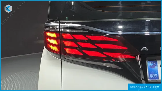 TOYOTA ALPHARD 2.5 HEV EXECUTIVE AWD