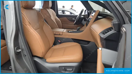 TOYOTA ALPHARD 2.5 HEV EXECUTIVE AWD